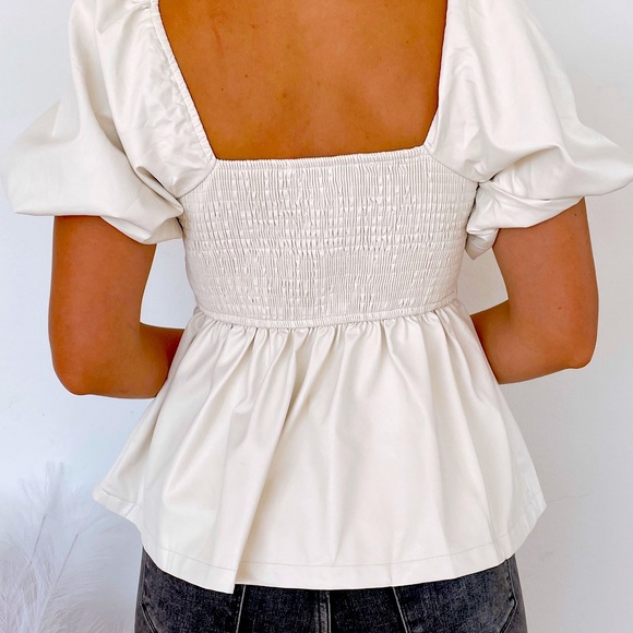 Sweetheart Top - Picture 2 of 2